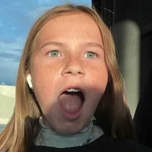 Meet your Posher, Ashlyn